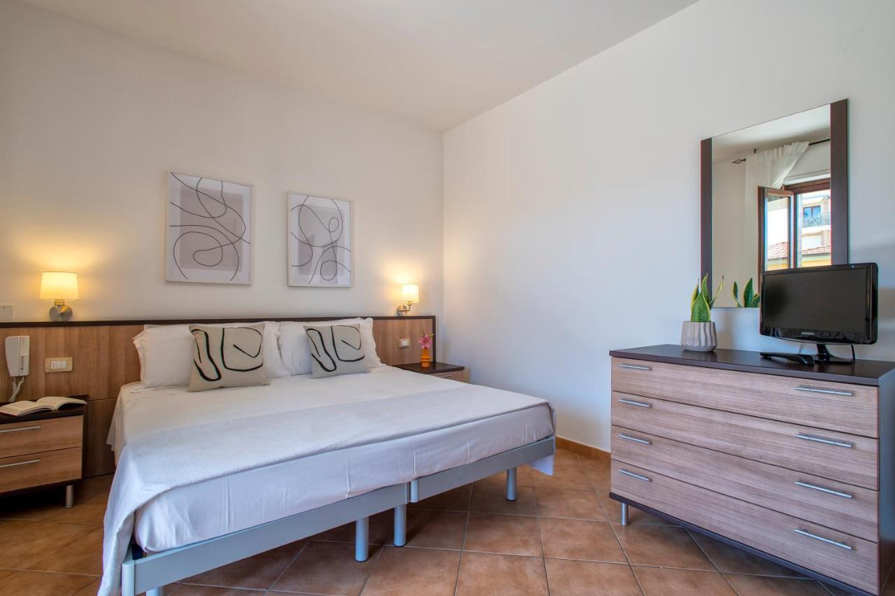Le Terrazze Apartments Alghero Buitenkant foto
