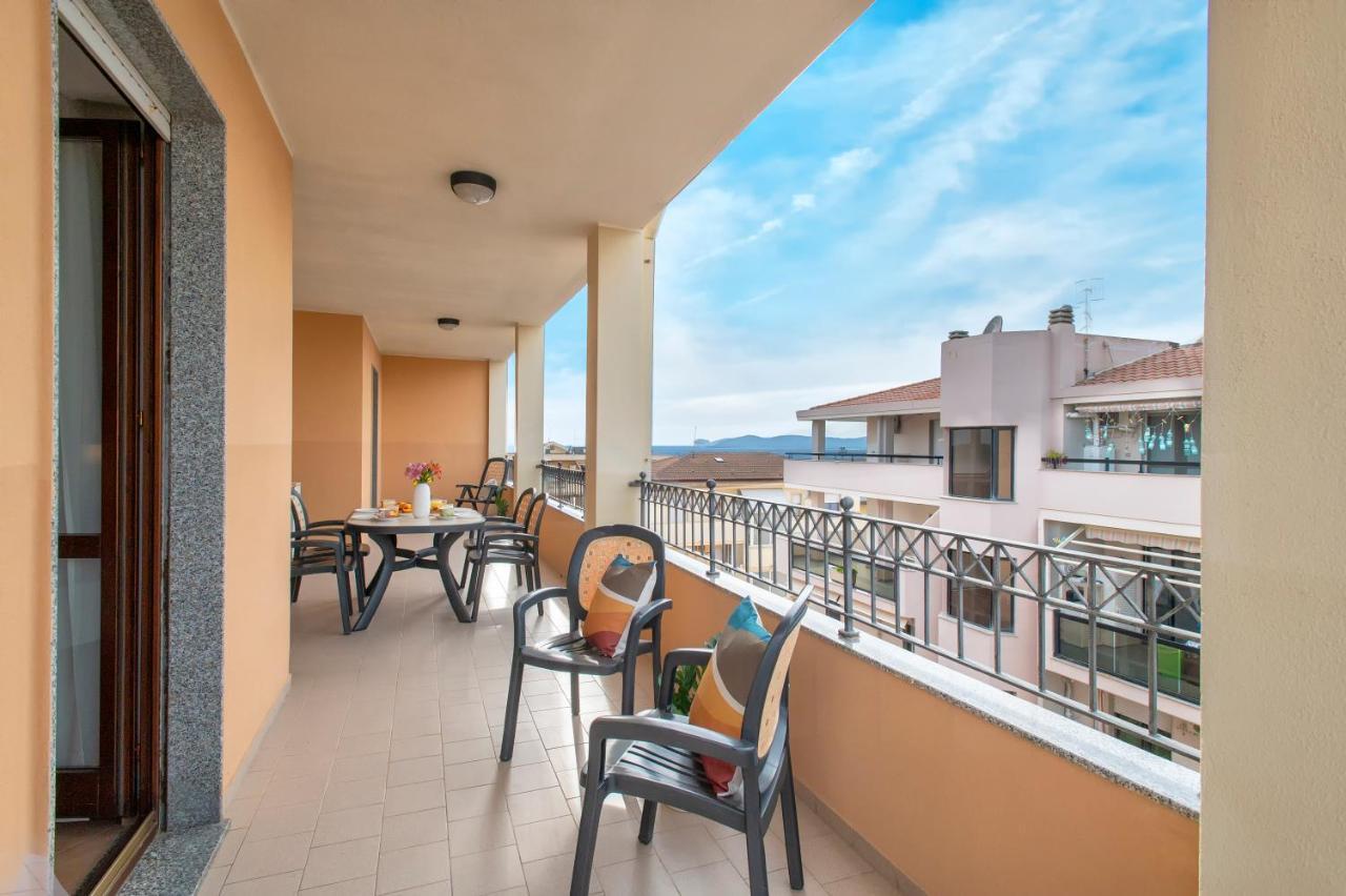 Le Terrazze Apartments Alghero Buitenkant foto