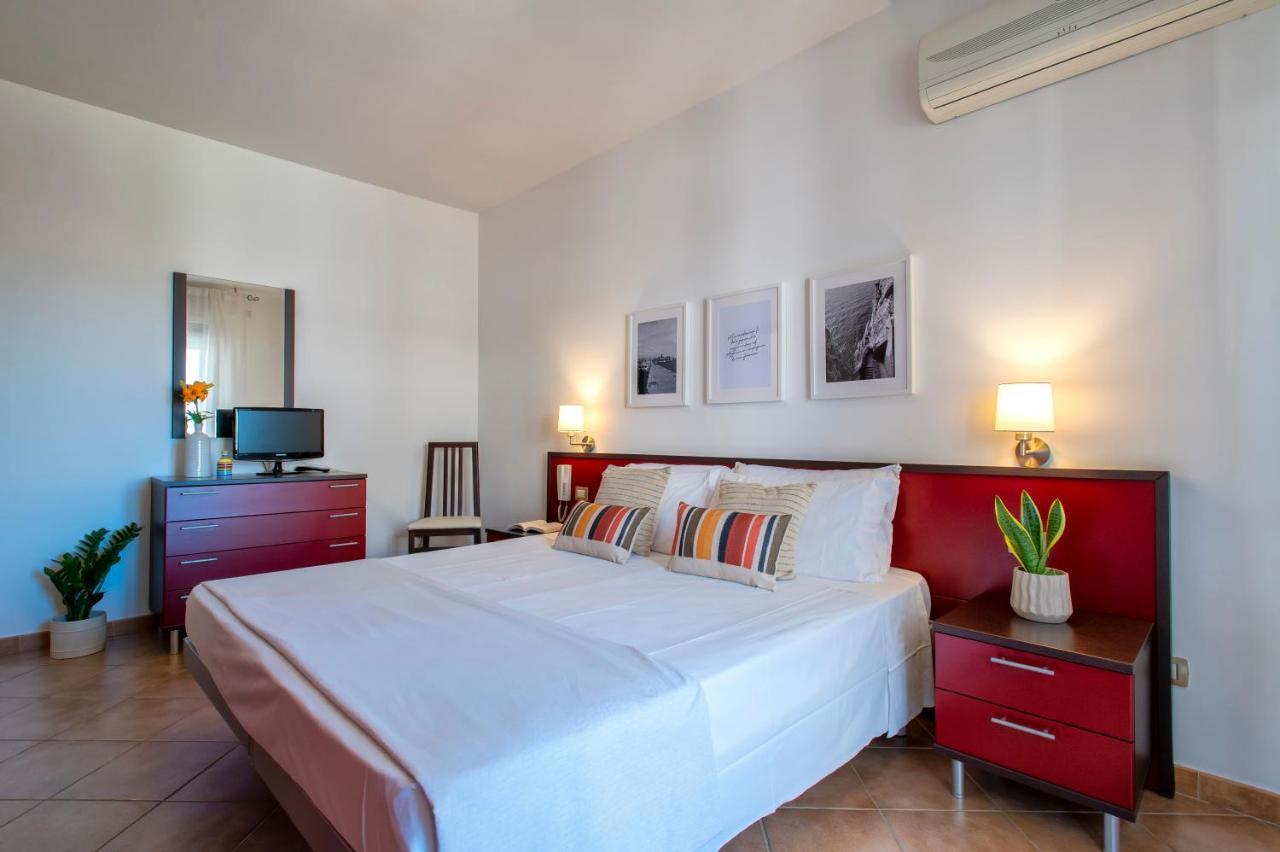 Le Terrazze Apartments Alghero Buitenkant foto